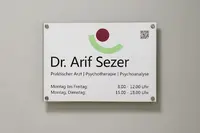 Dr. med. M. Arif Sezer (Univ. Istanbul)