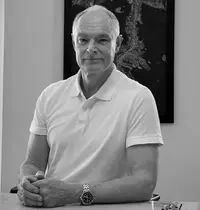 Dr. med. Hendrik Schöbe