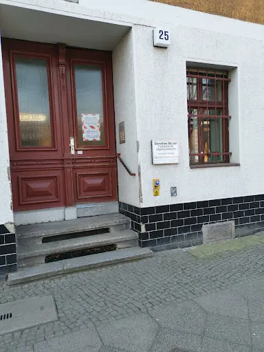 Dorothee Michel - Fachärztin für Allgemeinmedizin