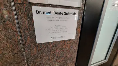 Dr. med. Beate Schmidt - Allgemeinmedizinische Praxis am Spreebogen