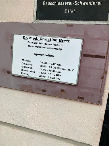 Dr. med. Christian Brett
