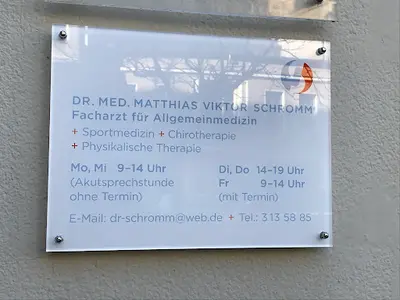 Dr. med. Matthias Viktor Schromm