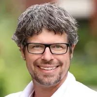 Dr. med. Oliver Staeck - Hausarzt / Innere Medizin / Nephrologie