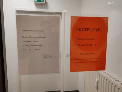 Frau Dipl.-Med. Sylke Zschieschang