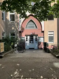 Hausarztpraxis & Innere Medizin am Bayerischen Platz Schöneberg von Jörg Raible & Daniel van der Spek