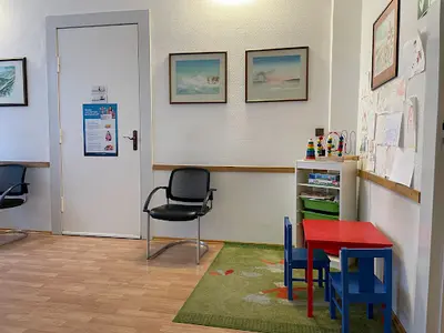 Herr Dr. med. Rainer Sinnecker
