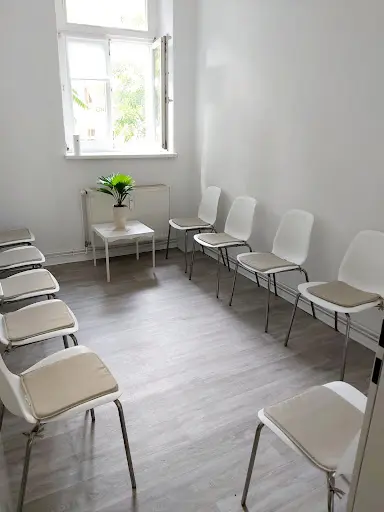 Praxis Abdelkarim Iraki Facharzt für Allgemeinmedizin und Arbeitsmedizin Berlin. عيادة الدكتور عبدالكريم عراقي
