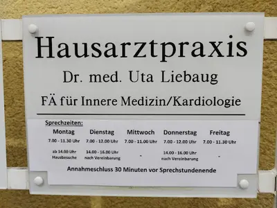 Fachärztin für Innere Medizin/Kardiologie Frau Dr. med. Uta Liebaug