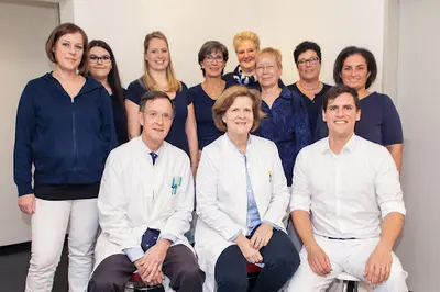 Hausärzte am Rhein: Dr. Stenz | Priv. Doz. Dr. Just | Dr. Miklitz | Dr. Göden