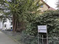 Frau Dr. med. Bettina Senger
