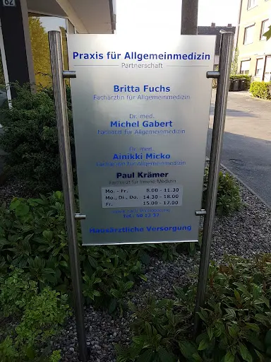 Hausärztliche Gemeinschaftspraxis Lüssum (B. Fuchs, Dr. M. Gabert, P. Krämer, Dr. A. Micko und A. Rinkenauer)