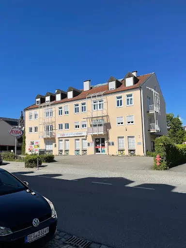 Dr.med. Manfred Leubner Facharzt für Allgemeinmedizin