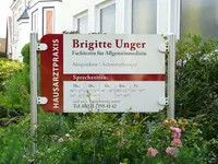 Frau Brigitte Unger