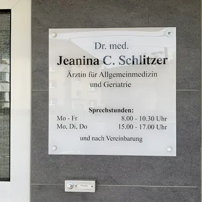 Hausarztpraxis Dr. Jeanina C. Schlitzer