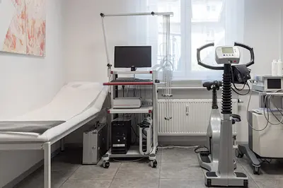 Dr. med. Petra Purath - Allgemeinmedizin, Sportmedizin & Gelbfieberimpfstelle