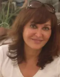 Dr. med. Nasrin Yousefi