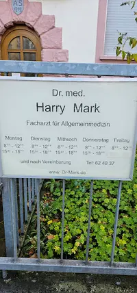 Herr Dr. med. Harry Mark