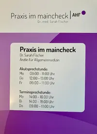 Praxis im Maincheck (Dr. med. Sarah Fischer)