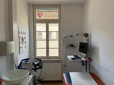 Facharzt für Innere Medizin Dr. (TR) Mehmet Yaylagül