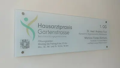 Hausarztpraxis-Gartenstrasse (Dr. A. Fluck & M. Franke-Rothfuchs & Dr. U. Heiler & Dr. A. K. Reifferscheid & D. Ultze Gomes)