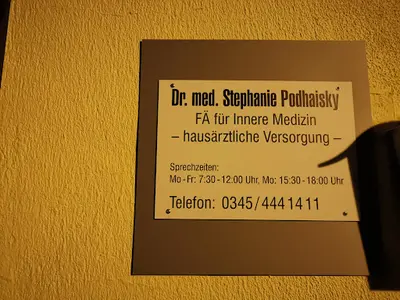 Dr. med. Stephanie Tautz (ehem. Podhaisky)