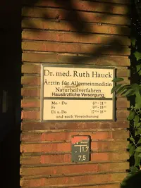 Dr. Ruth Hauck - Ärztin für Allgemeinmedizin Naturheilverfahren | Dr. Maren Schwartz - Allgemeinmedizin (angest. Ärztin)