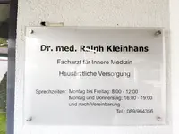 Dr. Ralph Kleinhans