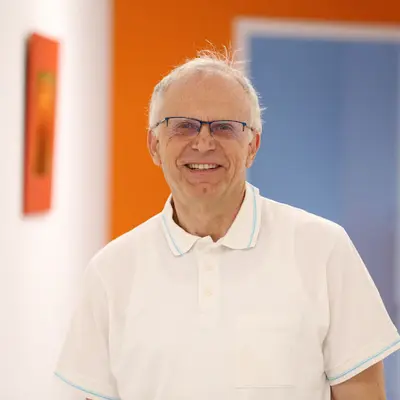 Herr Dr. med. Wolfgang Leicht