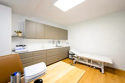 Hausarzt und Orthopäde Kerpen - Praxis Vladimir Manolov