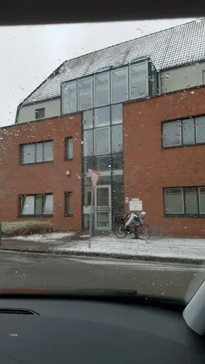 Dr. Jan Henrik Jacobsen Dr. Jörn Leiendecker