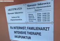 Facharzt Slawomir Sidorowicz