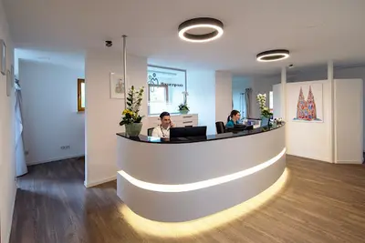 Hausarzt Rondorf Dr. Mussavi & Dr.Kuhl