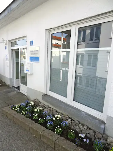 Dr. med. Ralf Kneller Allgemeinmedizin