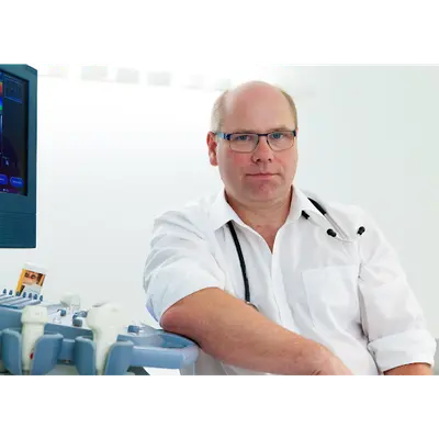 Herr Dr. med. Martin Keuthage