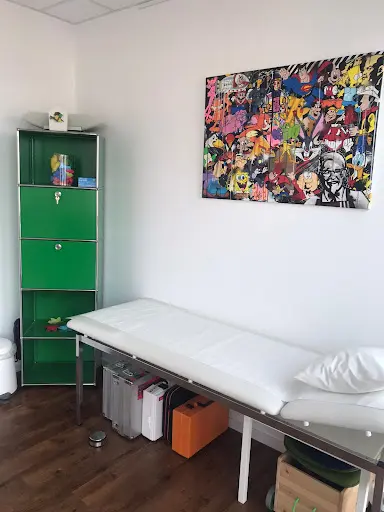 Nina Höhler Fachärztin für Allgemeinmedizin