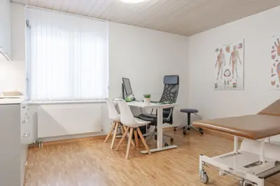 Ärztezentrum Rafz / Land-Permanence AG