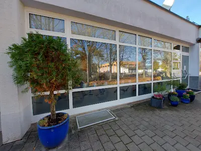 Irina Trippel Fachärztin f. Allgemeinmedizin
