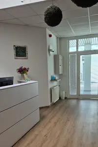 Frau Doctor-Medic Bianca Lupu Fachärztin für Allgemeinmedizin