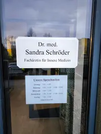 Dr. Med. Sandra Schröder
