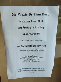 Dr. Finn Barz