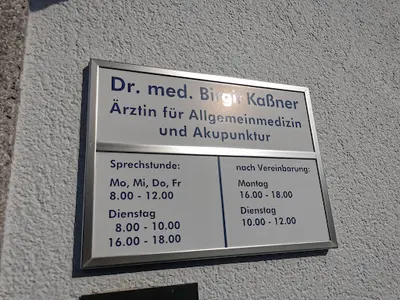 Dr. med. Birgit Kaßner Fachärztin für Allgemeinmedizin und Akupuntur