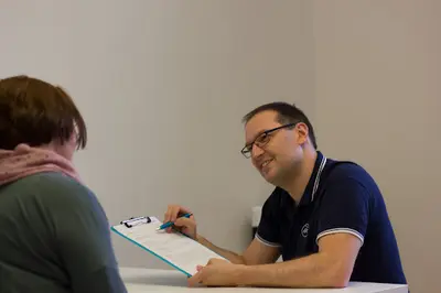 Hausarzt Adrian Knispel - Praxis für Allgemeinmedizin und Psychotherapie
