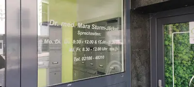 Dr. med. Mara Sturm - Jäckel