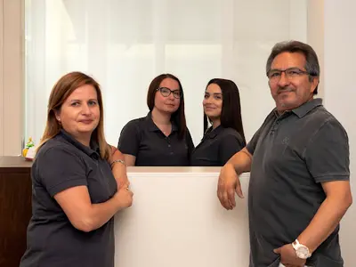 Dr. Cesar Perez