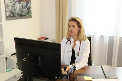 Frau Dr. med. Grit Menzel