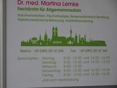 Frau Dr. med. Martina Lemke