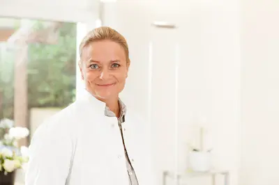 Dr. Veronika Fiedler