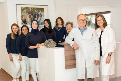 Hausarztpraxis Dr. med. Ostertag und Frau K. Näpfel