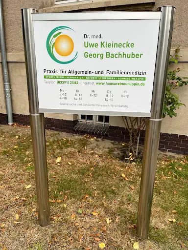 Herr Dr. med. Uwe Kleinecke