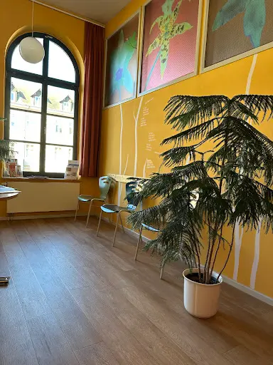 Frau Dipl.-Med. Bärbel Schulz